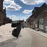 Huset Ved Springvandet *