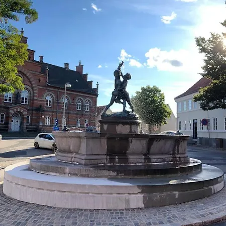 Huset Ved Springvandet * Randers