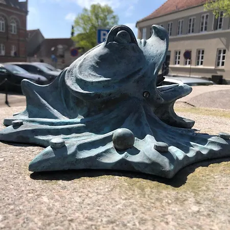 Huset Ved Springvandet 아파트 란데르스