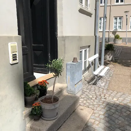 Huset Ved Springvandet * 란데르스