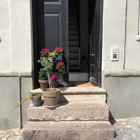 Huset Ved Springvandet Apartament *