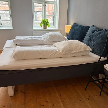 شقة Huset Ved Springvandet