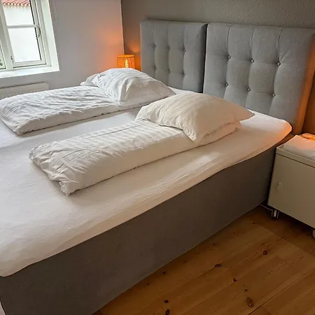 Huset Ved Springvandet راندرس