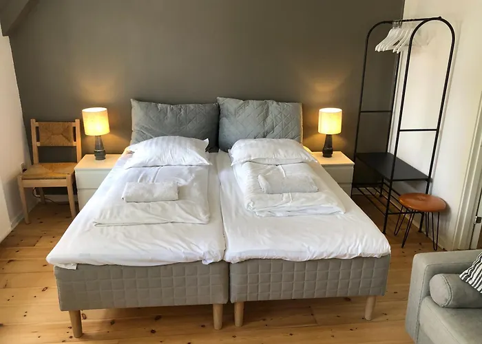 Huset Ved Springvandet *